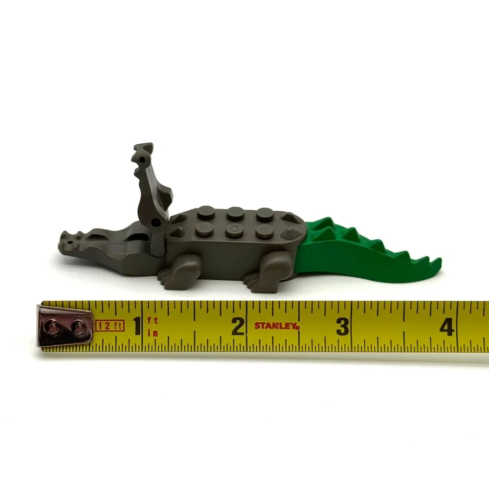 LEGO Alligator Crocodile Minifigure Animal Dark Gray Green Tail Piece